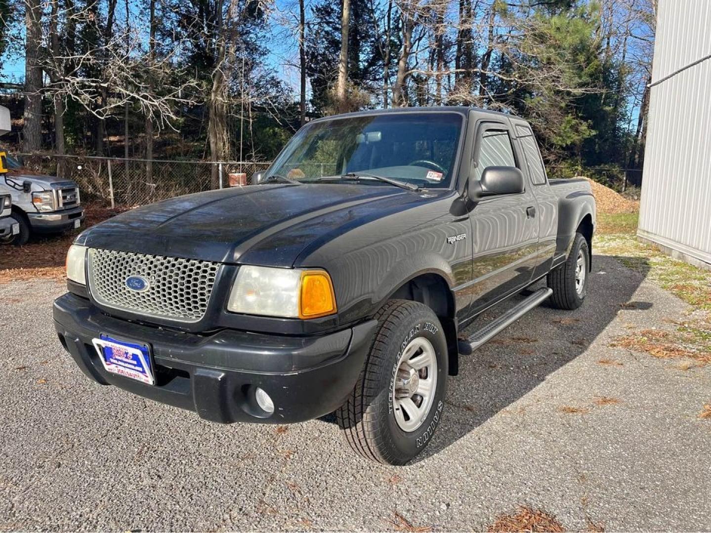 2002 Black /gray Ford Ranger (1FTYR14U72T) with an 3.0 V6 engine, Automatic transmission, located at 5700 Curlew Drive, Norfolk, VA, 23502, (757) 455-6330, 36.841885, -76.209412 - Photo#2